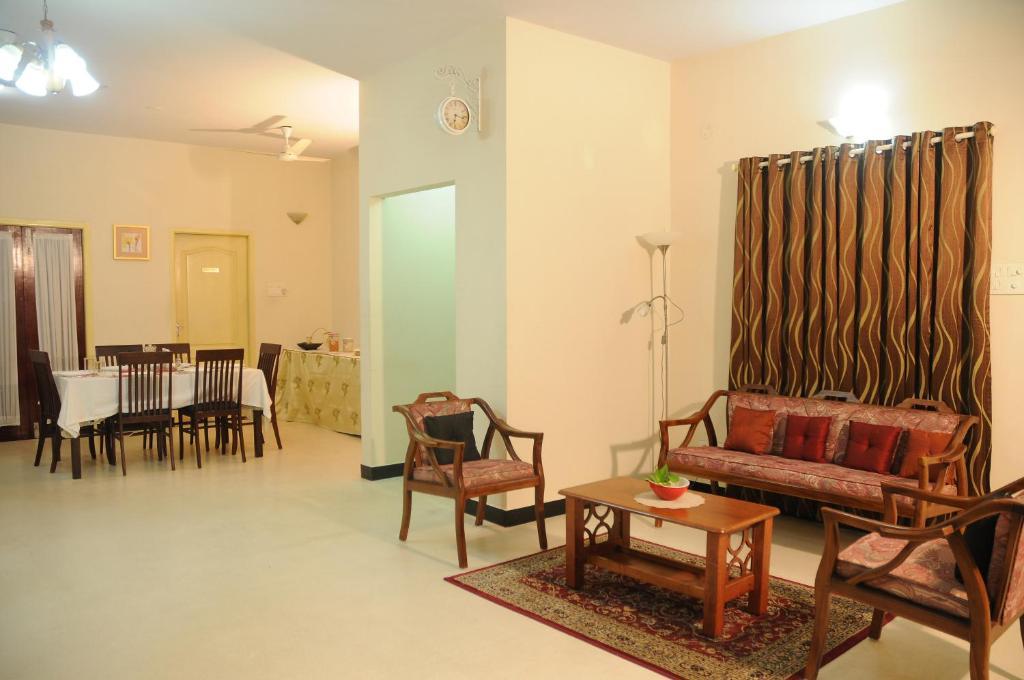 Executive Comfort Alwarpet Čennai Exteriér fotografie